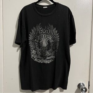 garage graphic tee
